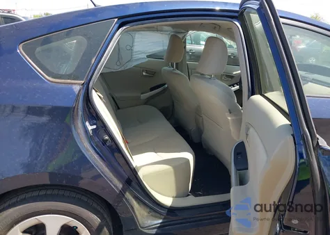 2014 Toyota Prius Three z USA, uszkodzony, nr VIN JTDKN3DU4E0391315